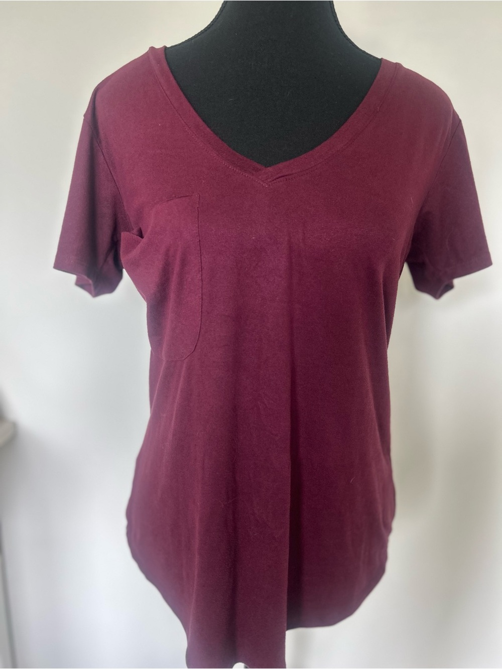 Z Supply Women's V-Neck Velvet Feel Pocket Tee- Burgundy